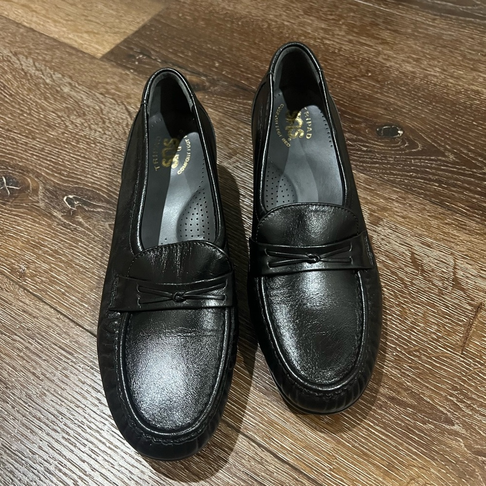 SAS Tripad comfort footbed Black Leather Slip-On Loafers size 7.5